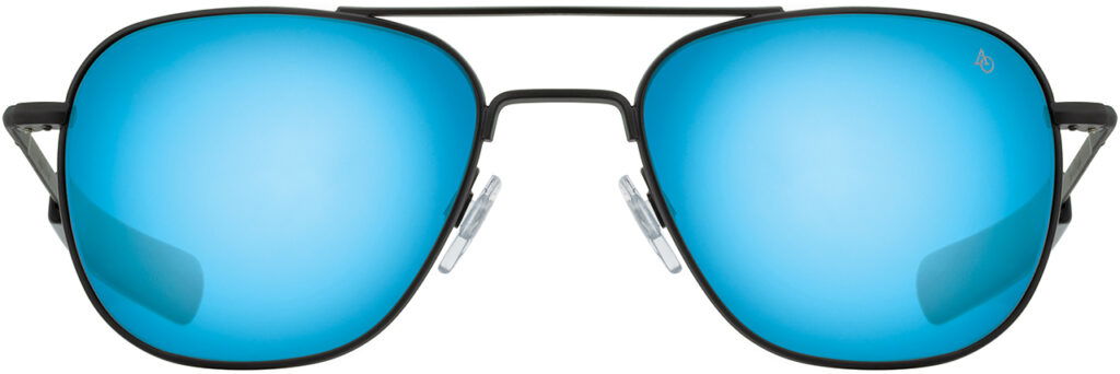 mirrored vs polarized sunglasses, mirrored lens vs polarized sunglasses, lens surface, difference between polarized and mirrored sunglasses, mirrored lenses vs polarized